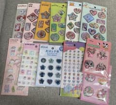 キャラクターシール まとめ売り　ウォーターシール　おはじきシール　タイルシールのサムネイル