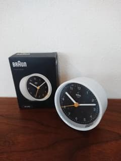 BRAUN(ブラウン）アラームクロック BC12 ホワイト×ブラックのサムネイル