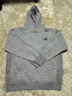 THE NORTH FACE グレーパーカーのサムネイル