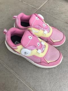 18cm ダイヤル式スニーカー　ピンクのサムネイル