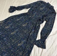 【美品】ネイビー シャーリング ワンピースのサムネイル