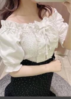 evelyn  オフショル　ブラウスのサムネイル