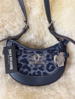 TRUE RELIGION レオパード柄 ショルダーバッグ TRUE RELIGION レオパード柄 ショルダーバッグ - メルカリ
