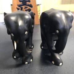 象の置物のサムネイル