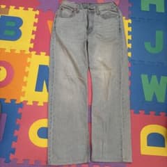 Levi's 565 ストレートデニム 28x32のサムネイル