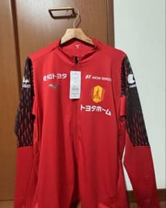名古屋グランパス 2026練習用ウォームアップジャージ - メルカリ