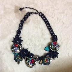 ZARA ビジューネックレスのサムネイル