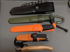 mora モーラ　OPINEL オピネルナイフセット（オレンジ、緑、黒）のサムネイル