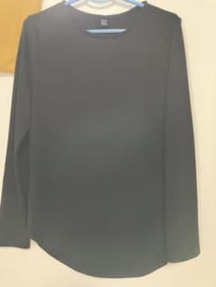 SHEINのトップスのサムネイル