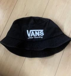 ⭕️12時まで限定‼️在庫限り❗️VANS ヴァンズ　ハット　ネイビーのサムネイル