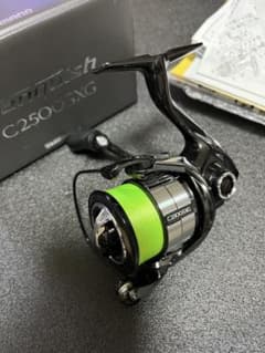 シマノ 23ヴァンキッシュ C2500SXG スピニングリールのサムネイル