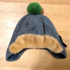 ファミリア　ニット帽のサムネイル