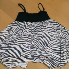 CECIL McBEEのサムネイル