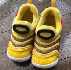 ナイキ ダイナモフリー 16cmのサムネイル