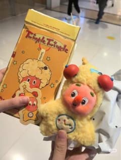 POP MART Twinkle Twinkle ぬいぐるみのサムネイル