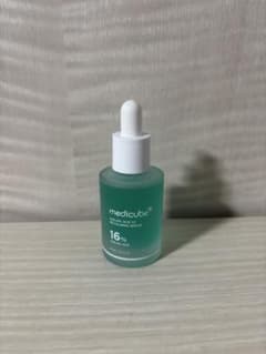 MEDICUBEアゼライン酸16BBカーミングセラムのサムネイル