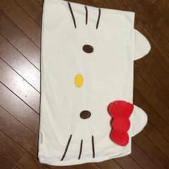キティちゃんの枕カバー♪のサムネイル