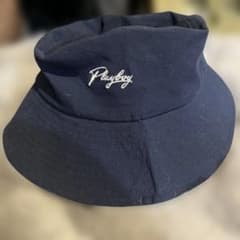 Playboy バケットハット ネイビー 刺繍ロゴ - メルカリ