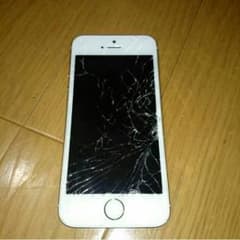 iPhone5s ゴールド 64GB au ジャンクのサムネイル