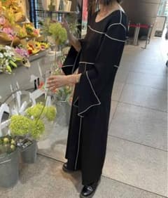 配色デザインスリットカットワンピースのサムネイル
