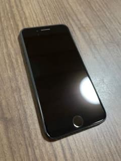 【前面美品】iPhone7 128GB ジェットブラック　SIMフリーのサムネイル
