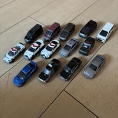 トミカ ミニカー 14台セット まとめ売り - メルカリ