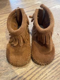 Minnetonka ブラウンフリンジブーツ 12のサムネイル