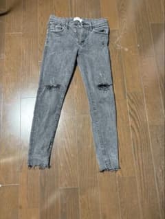 AZUL BY MOUSSY ダメージ スキニーデニムパンツのサムネイル