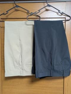 ユニクロ　感動パンツ　2本セットのサムネイル