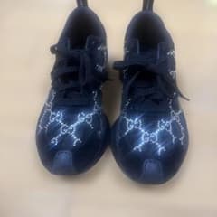 GUCCI RUN クリスタル スニーカー ブラックのサムネイル