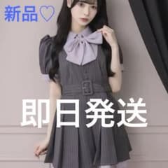 pium ピウム リボンタイ付きプリーツミニワンピース - メルカリ