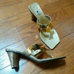 サンダルのサムネイル
