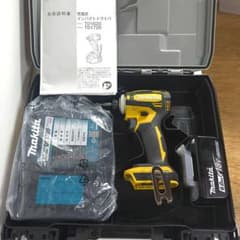 ★新品同様★マキタTD172Dイエロー本体+充電器+18V6.0Ah×1+ケースのサムネイル
