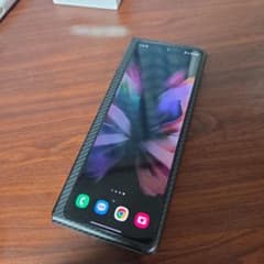 最終値下げ！GalaxyZFold 3 5G 512GB デュアルSIMのサムネイル