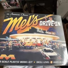 Moebius Models Mel's Drive-In プラモデル - メルカリ