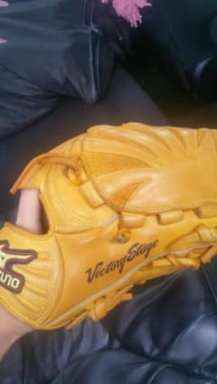 MIZUNO ビクトリーステージ 投手用グローブのサムネイル