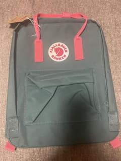 Fjällräven リュック グリーンピンクストラップのサムネイル