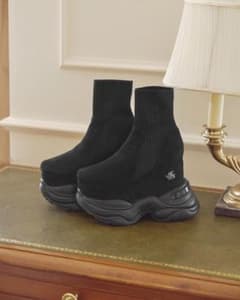 ミシェルマカロン ソックスライク厚底ブーツ ブラック Sサイズ ミシェルマカロン ソックスライク厚底ブーツ ブラック Sサイズ - メルカリ