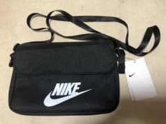 NIKE ショルダーバッグのサムネイル