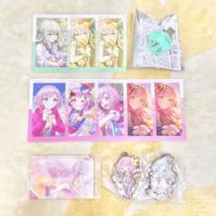 鳳えむ・草薙寧々グッズ12点のサムネイル
