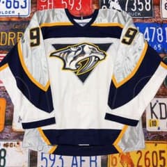 G*n様 Reebok NHL ナッシュビルプレデターズ #9 ゲームジャージ G*n様 Reebok NHL ナッシュビルプレデターズ #9 ゲームジャージ - メルカリ