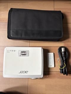 Acer K330 LEDプロジェクターのサムネイル