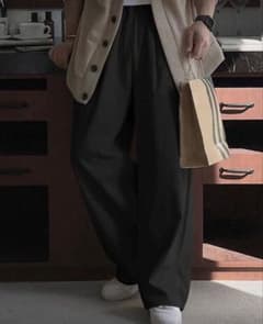 Dazy ブラック ワイドパンツ Mサイズのサムネイル