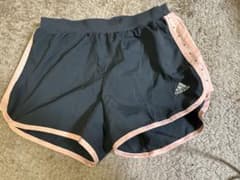 adidas トレーニングパンツ　半ズボンのサムネイル