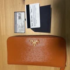 プラダ　PRADA ジップアラウンド 長財布 オレンジのサムネイル
