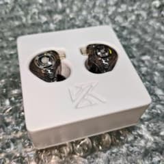 KZ Gale 箱なし リケーブル可能イヤホンのサムネイル