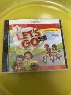 OXFORD LET’S GO 5 th edition CDのサムネイル