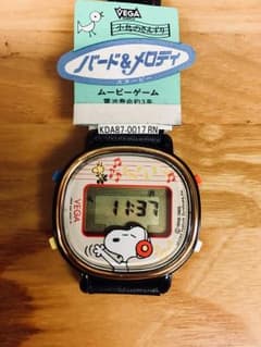 週末限定値下げ シチズン ベガ スヌーピー デジタル 腕時計 レアのサムネイル