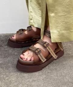 beautiful people サンダルのサムネイル