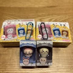 ちいかわ フィギュア付きキーホルダー 古本屋 ラッコ 2種 - メルカリ